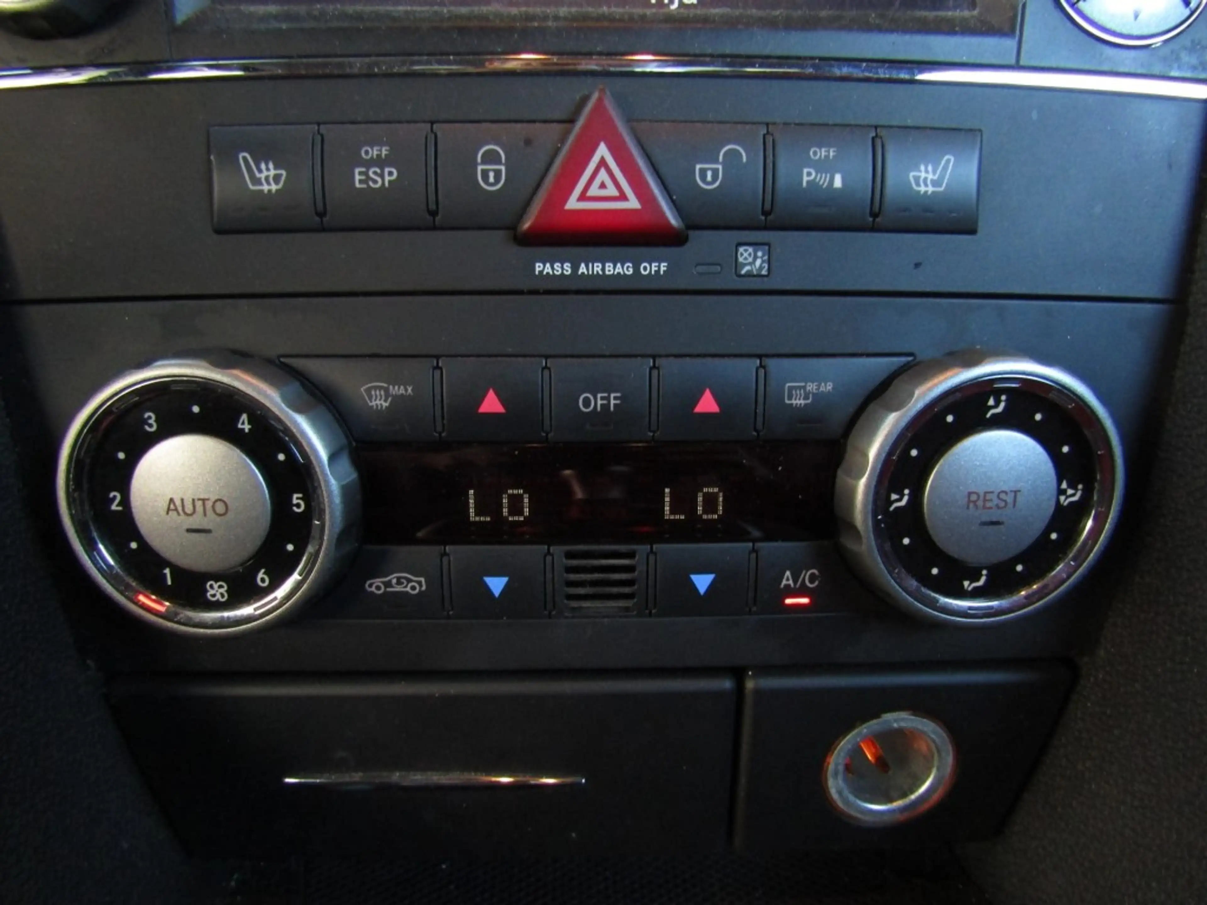Mercedes-Benz SLK 200 KOMPRESSOR — photo 14