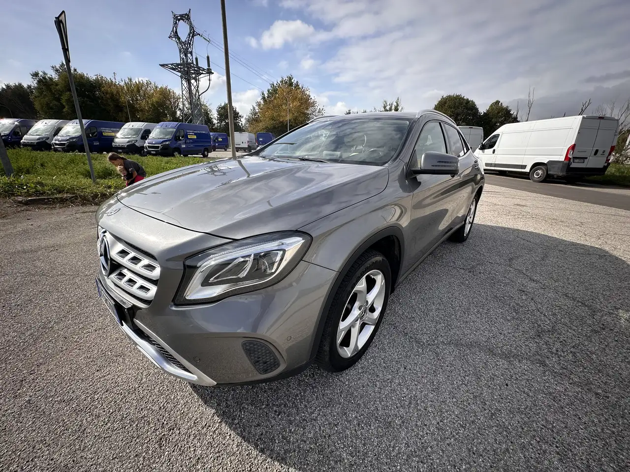 Mercedes-Benz GLA 200