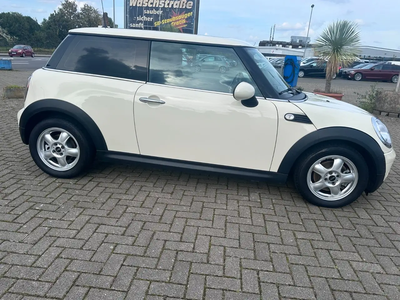 2009 MINI One Mini One * Automat*  Pepper*, photograph 5