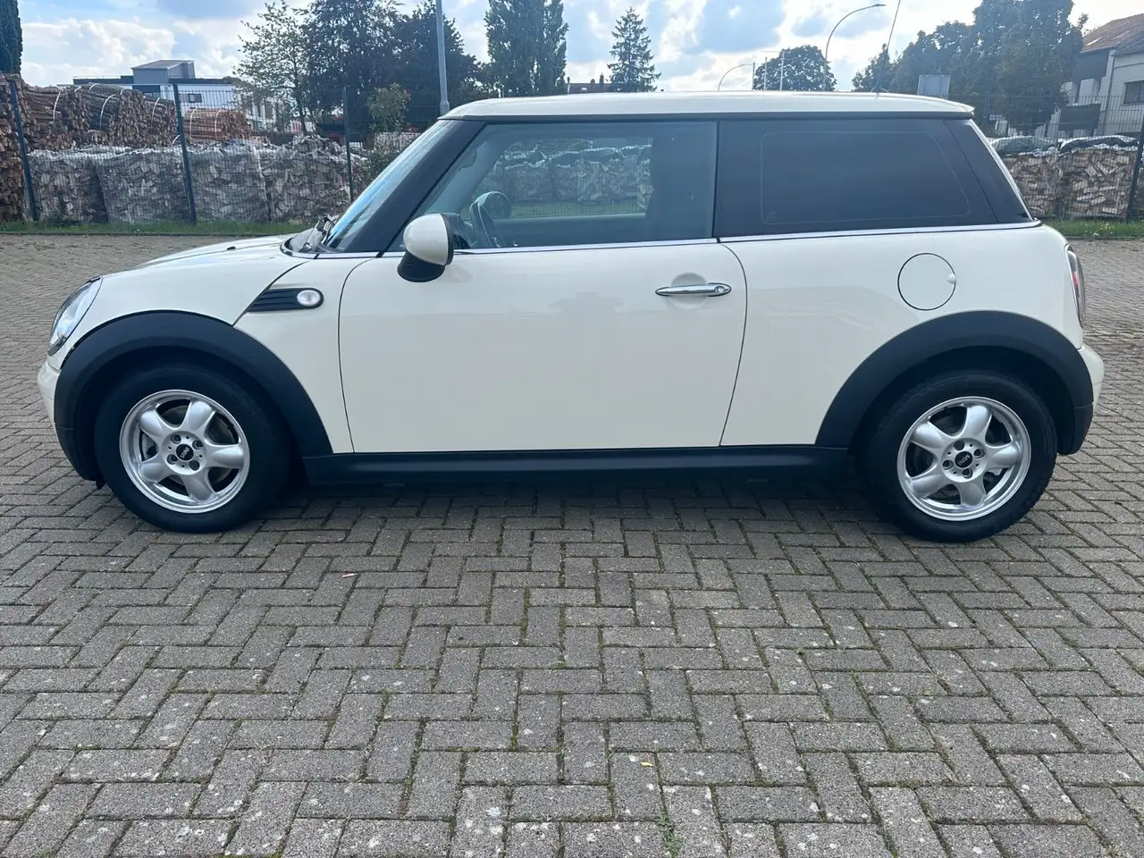 2009 MINI One Mini One * Automat*  Pepper*, photograph 4