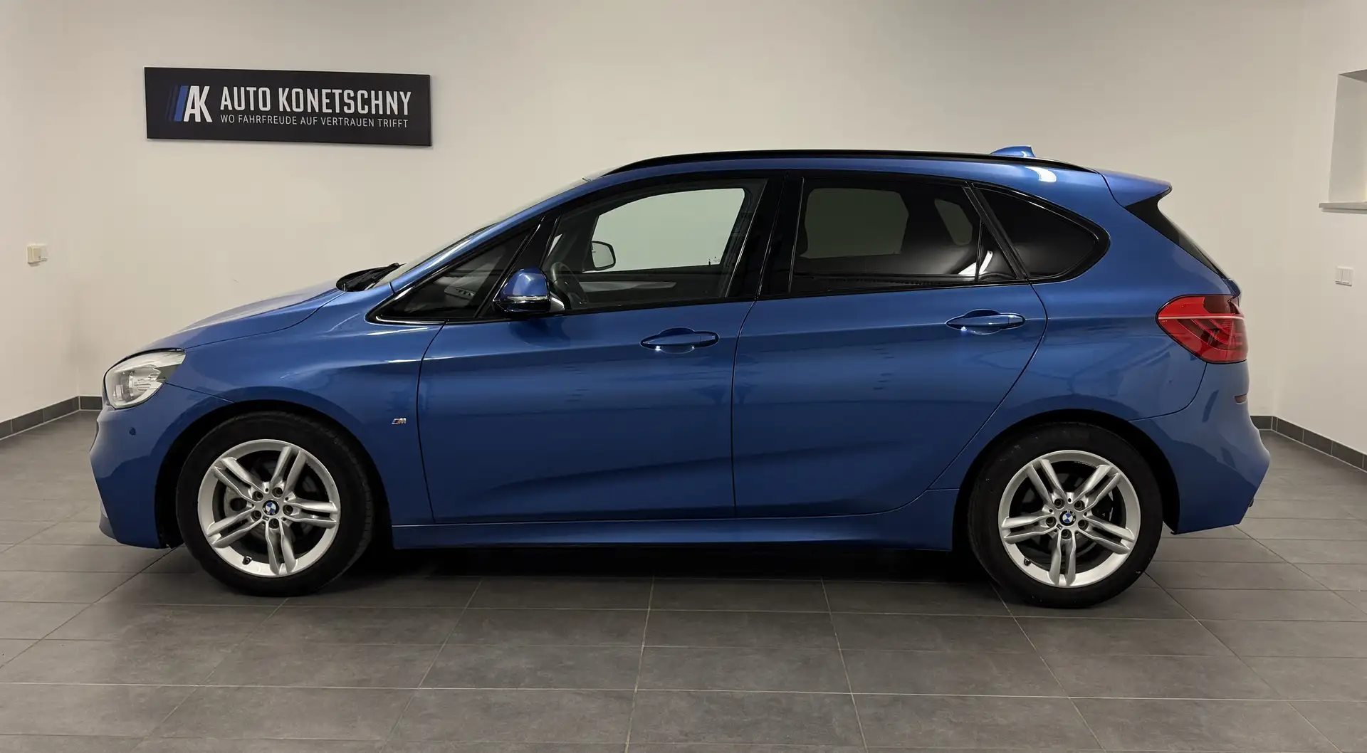 BMW 216 216d Active Tourer M Sport M Sport Blau - 1
