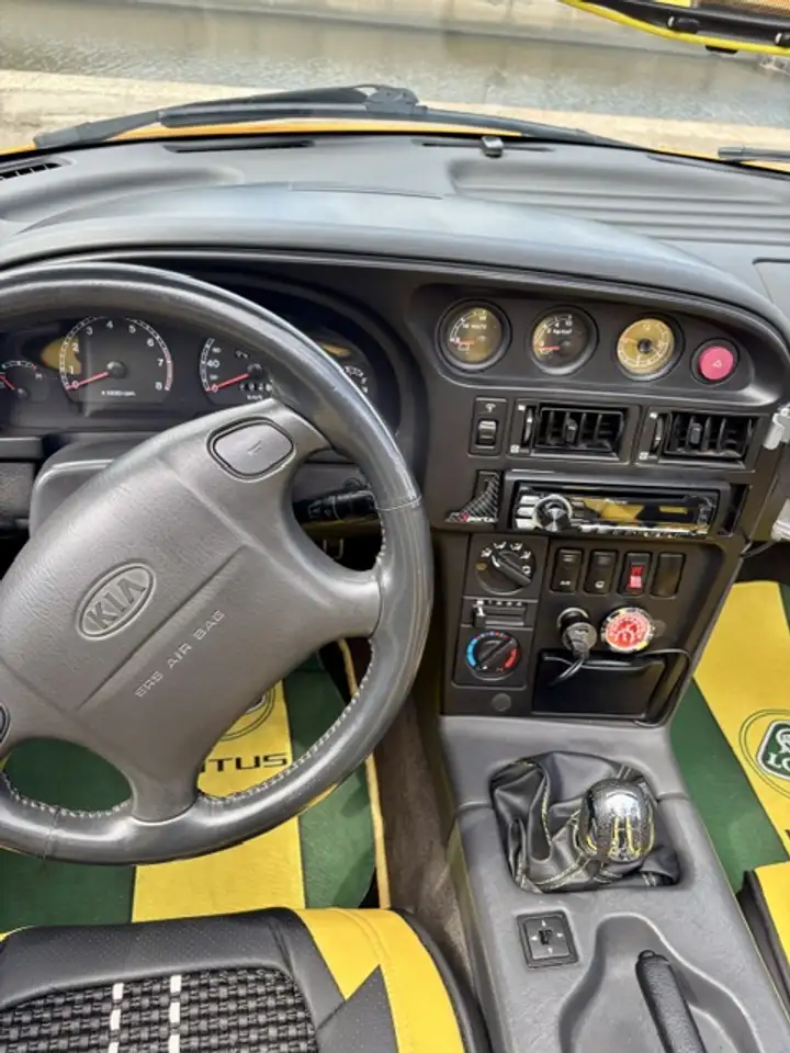 Kia 1.8, foto 9