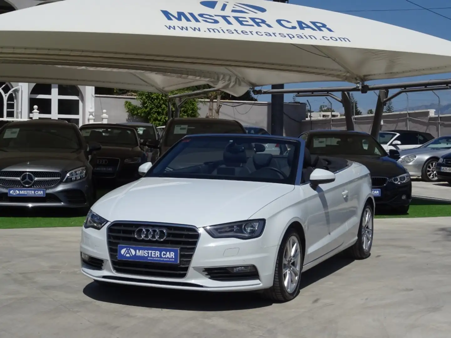 Audi A3 Cabrio 2.0TDI Ambiente S-Tronic Blanco - 1