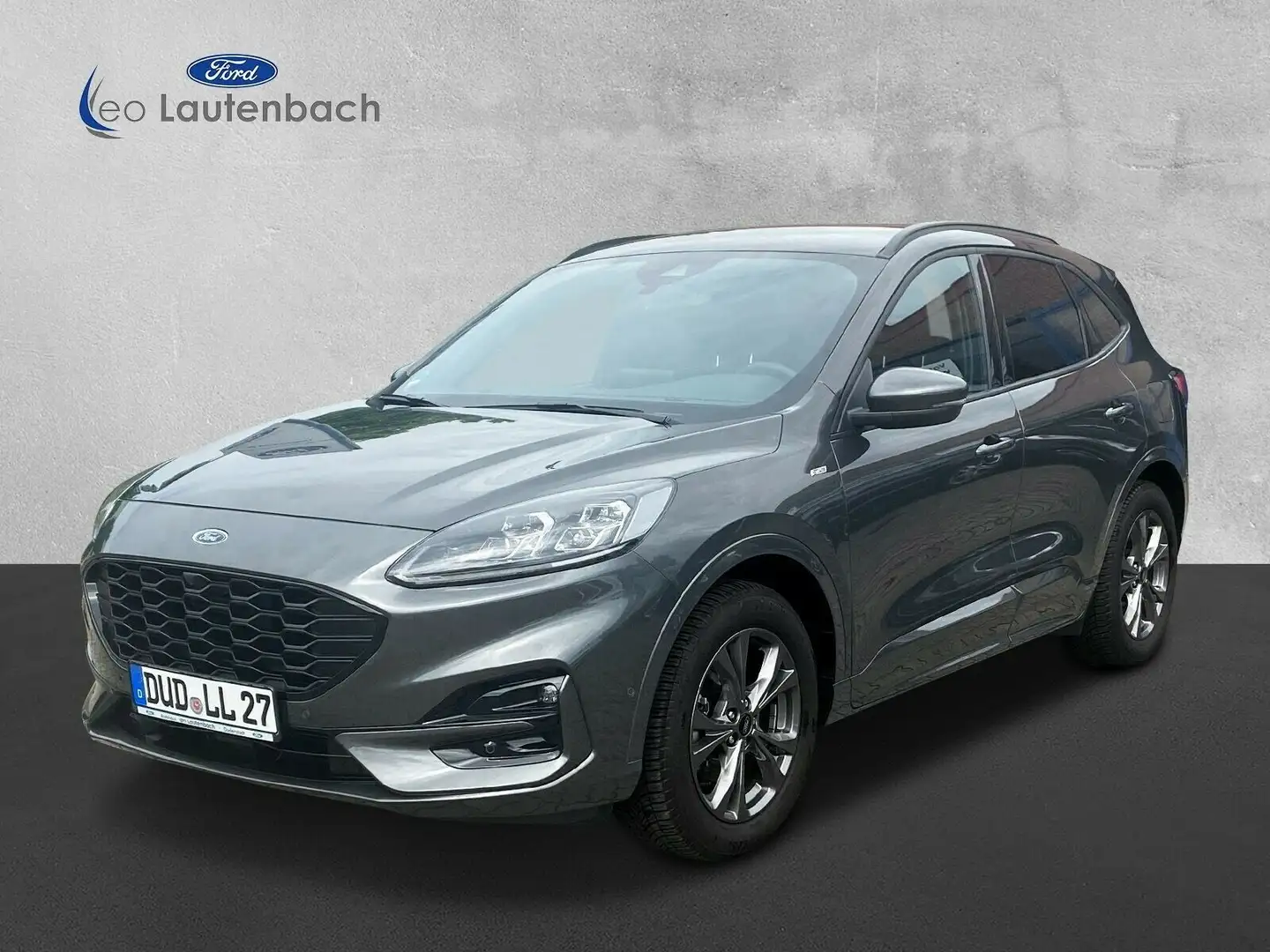 Ford Kuga ST-Line X 2x4 Grau - 1