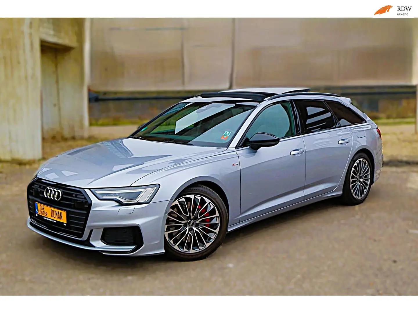 Audi A6 Avant 55 TFSI e Quattro S Line Pano Trekhaak INCL Grau - 1
