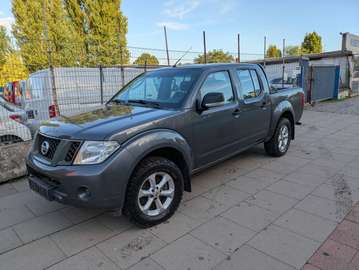 Double Cab XE 4X4