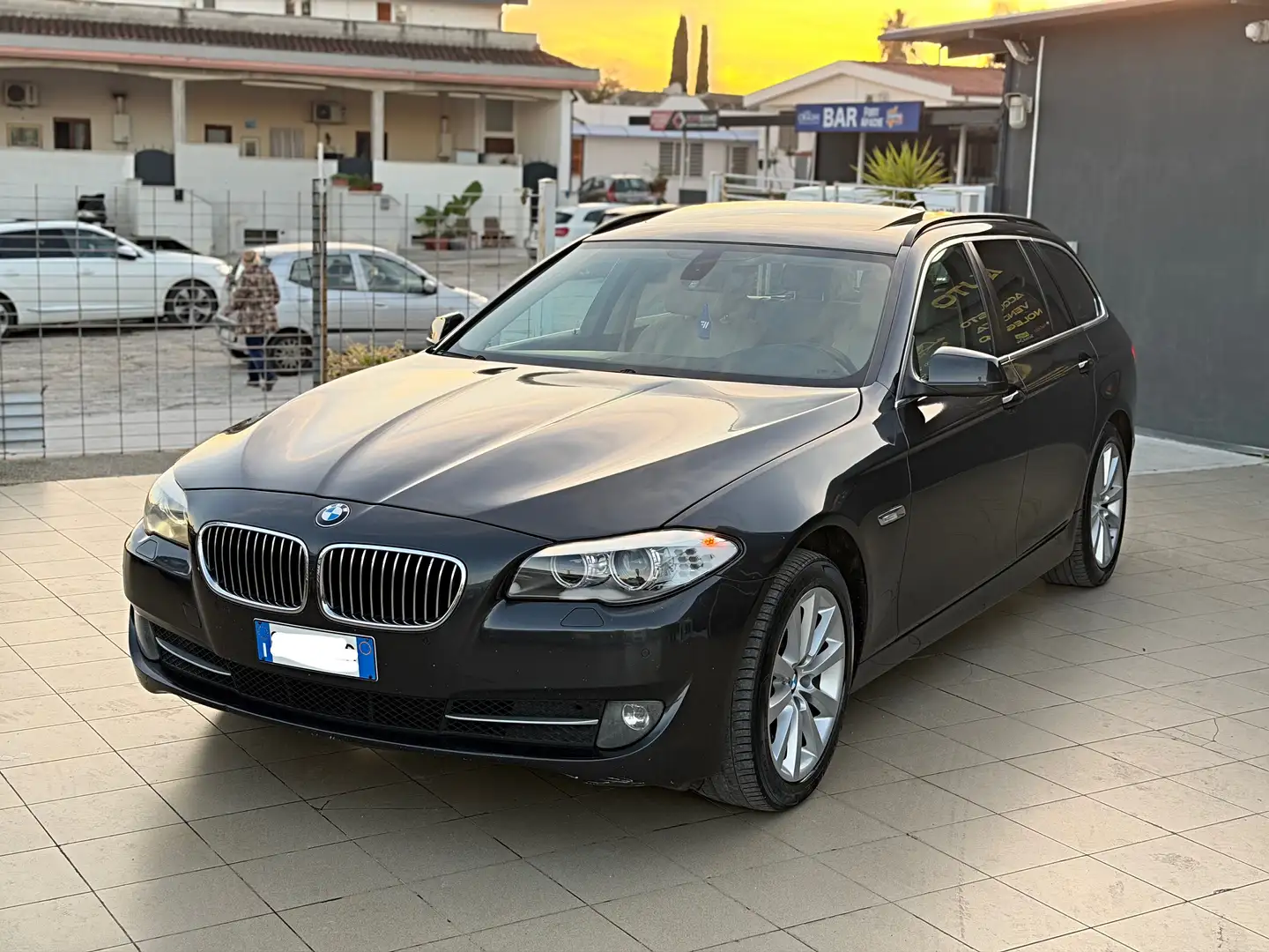BMW 520 520d Touring Eletta Garanzia 12 Mesi - 2