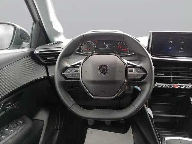 Peugeot 208 view 13