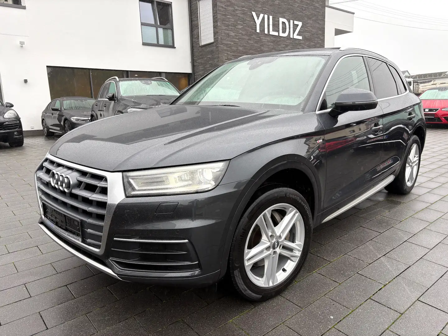 Audi Q5 40 TDI S-tronic Quattro S-LINE XENON PANO Gris - 1