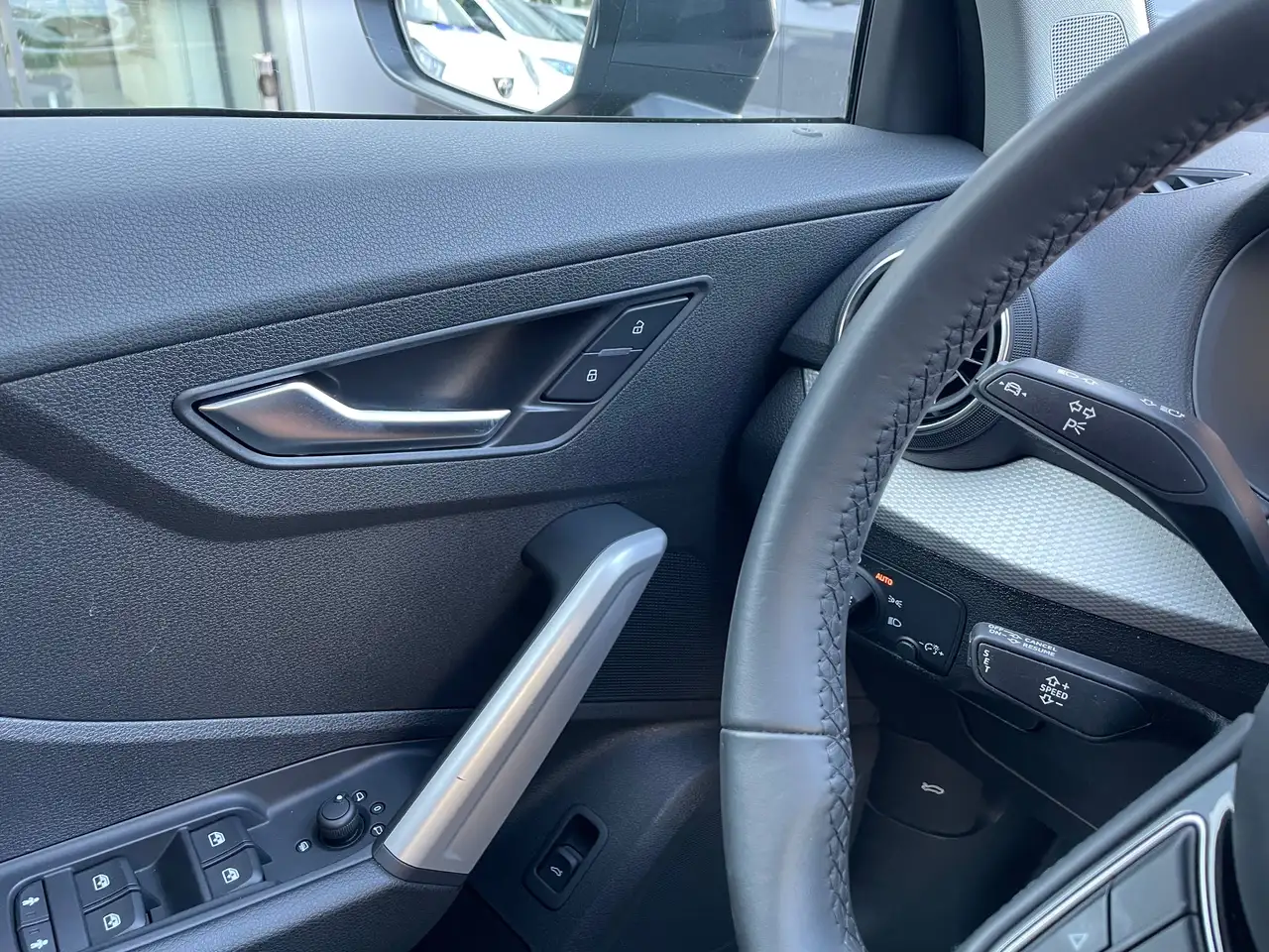 Audi Q2 30 1.0 tfsi Business 116cv, миниатюра 12