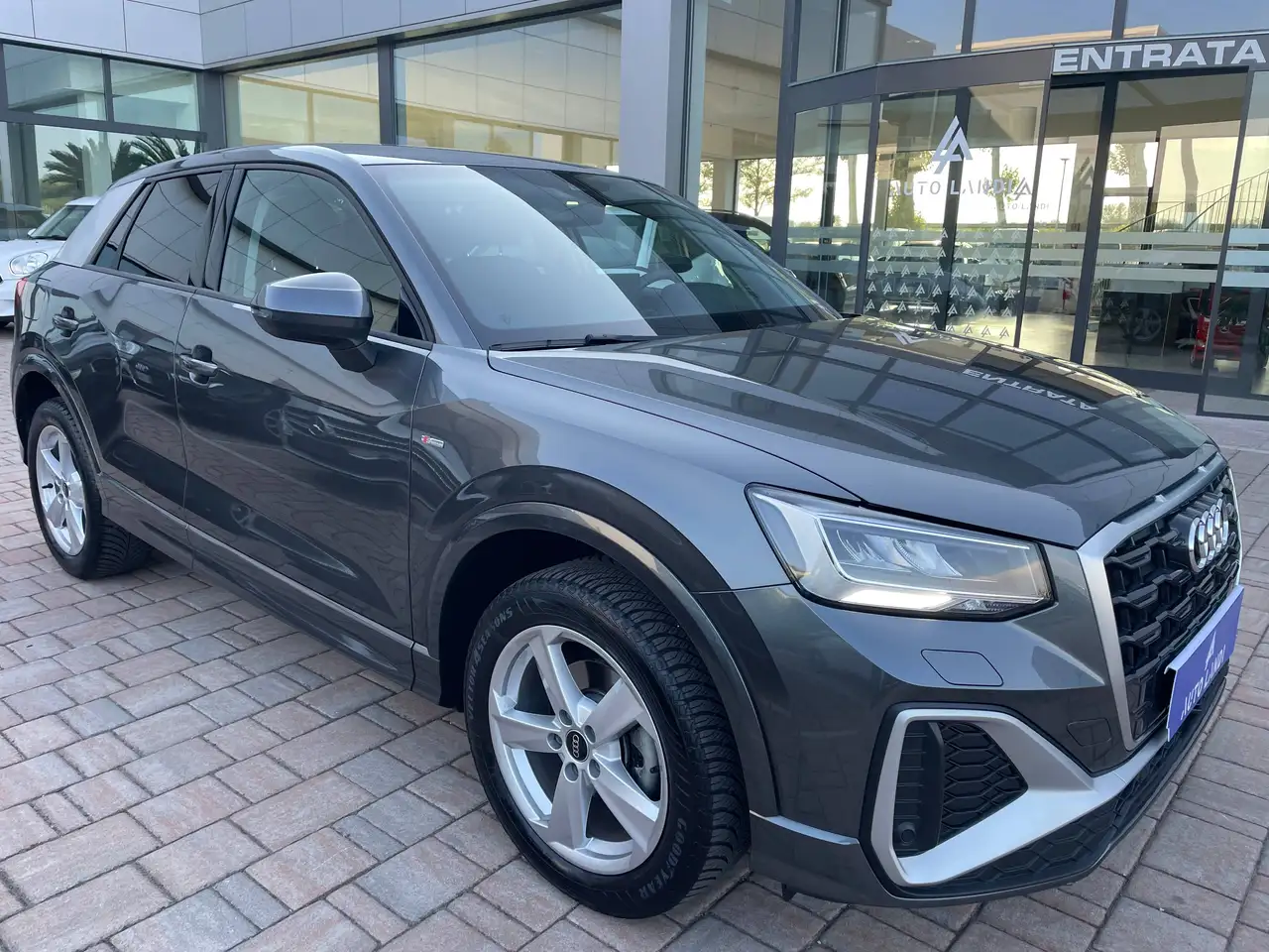 Audi Q2 30 1.0 tfsi Business 116cv, миниатюра 2