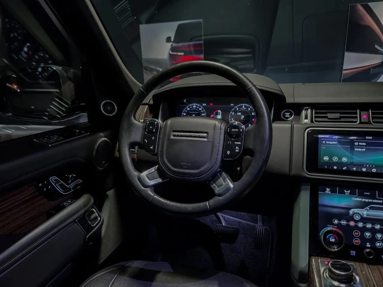 Land Rover Range Rover photo Land Rover Range Rover