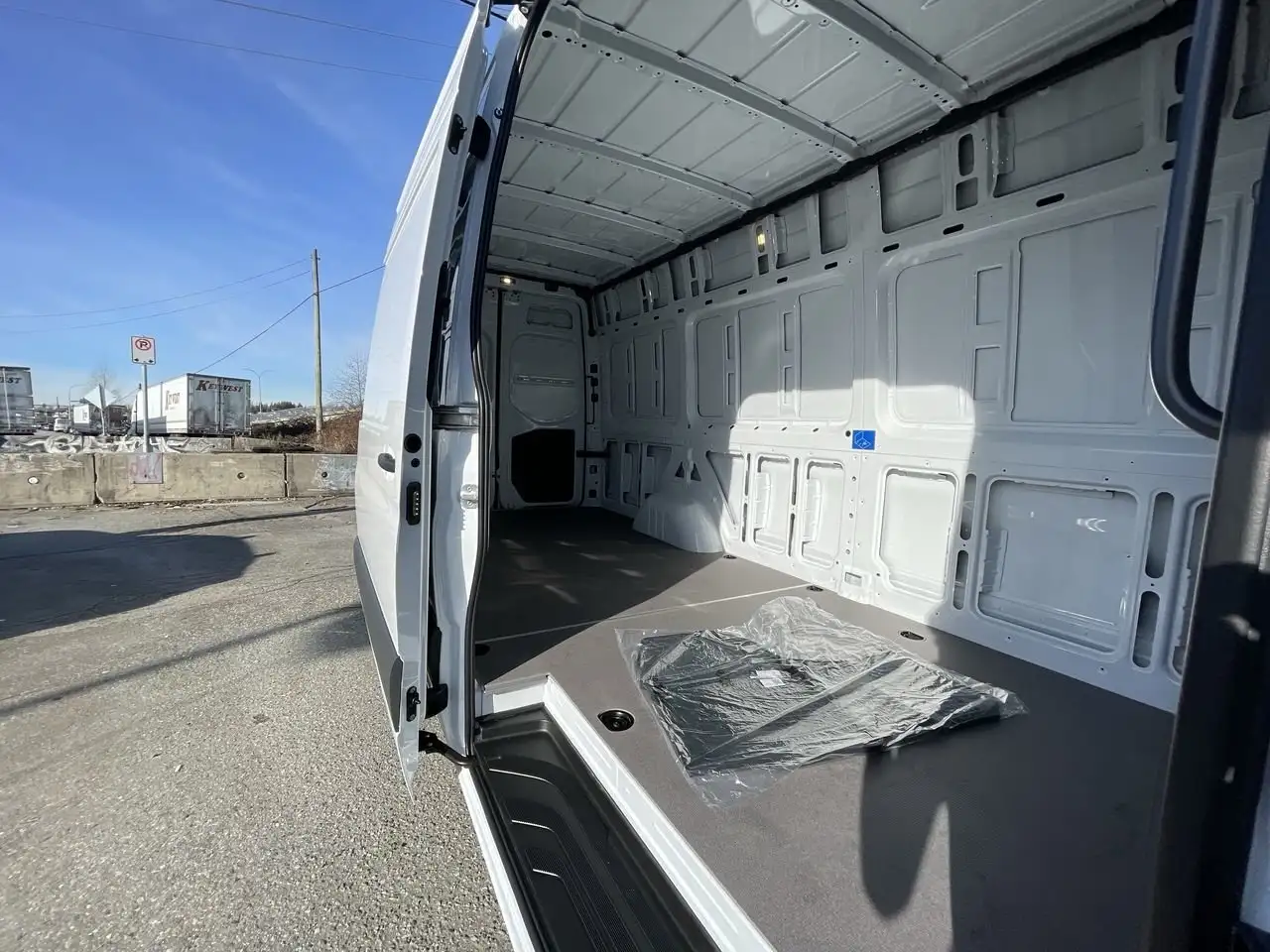 Mercedes-Benz Sprinter снимка Mercedes-Benz Sprinter