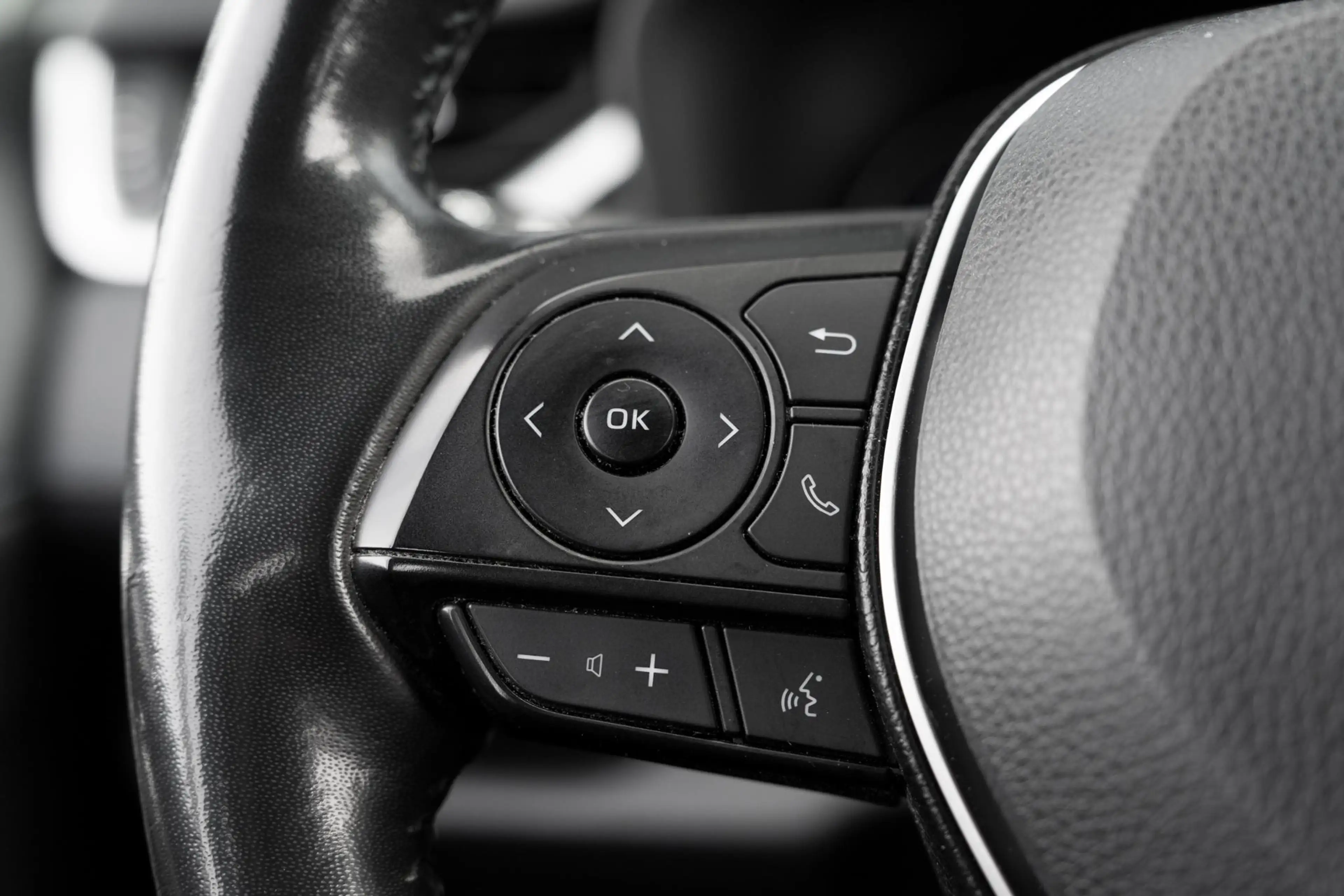 Toyota RAV 4 2.5 Hybrid AWD Bi-Tone JBL|360|Trekhaak — photo 33