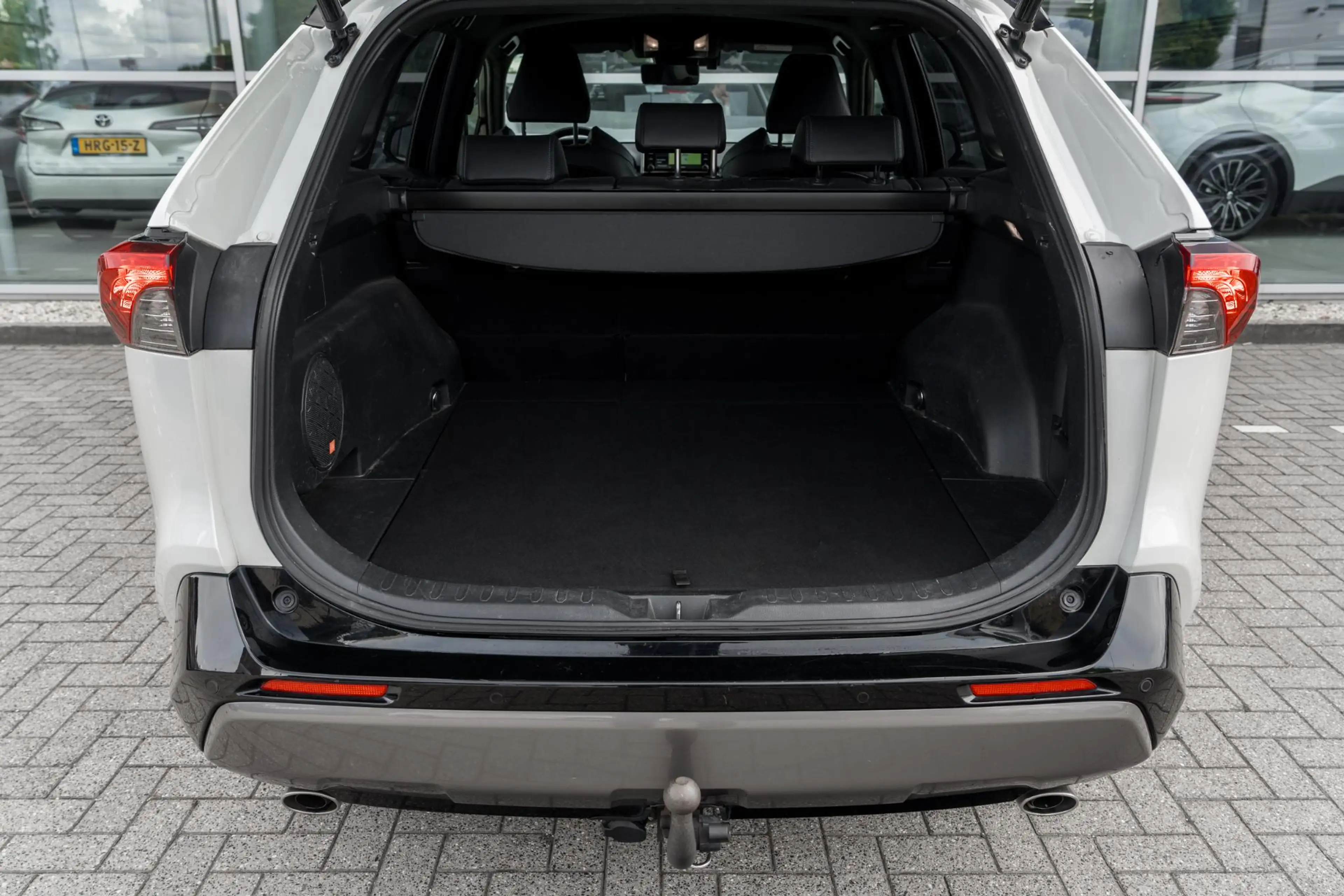 Toyota RAV 4 2.5 Hybrid AWD Bi-Tone JBL|360|Trekhaak — photo 15