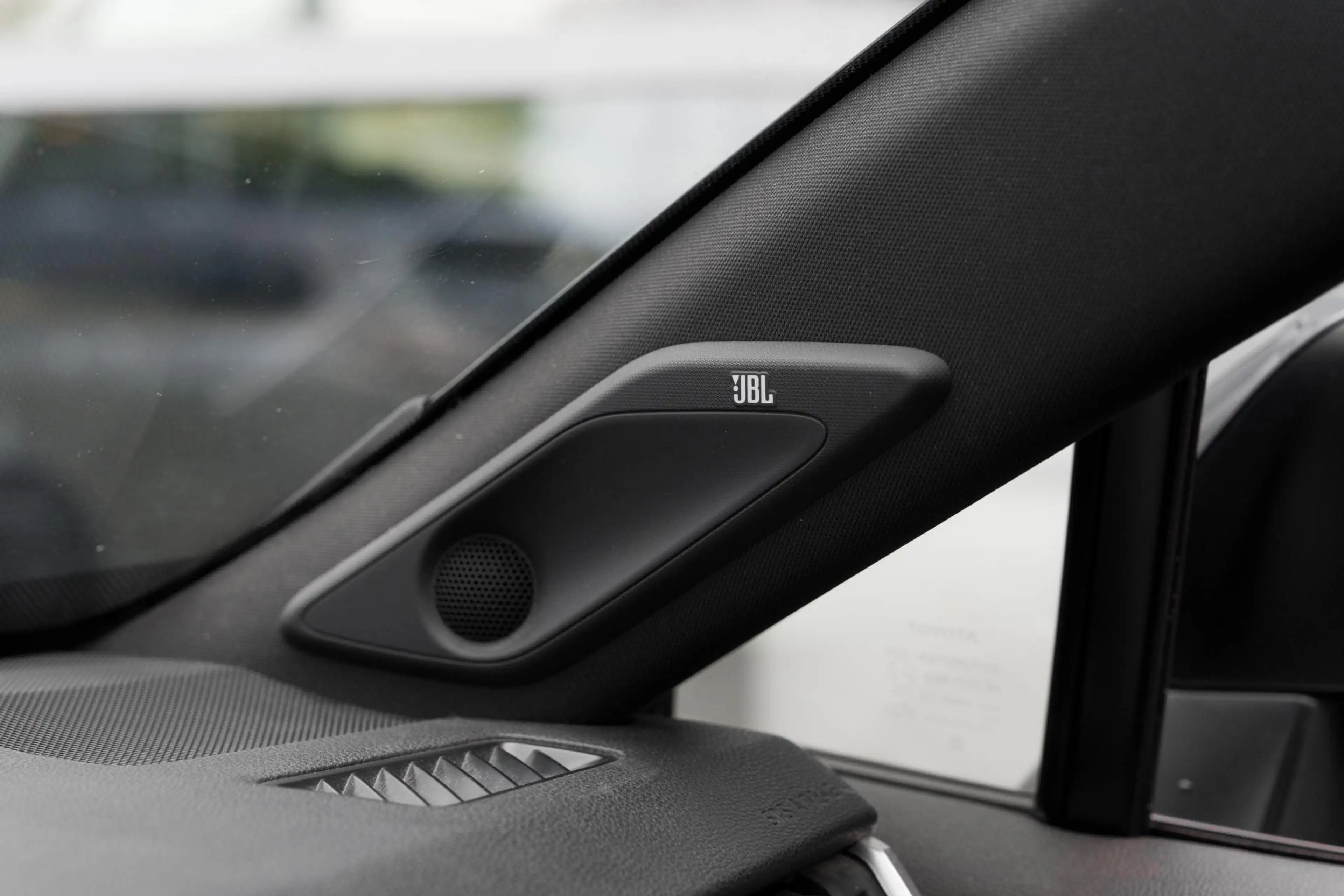Toyota RAV 4 2.5 Hybrid AWD Bi-Tone JBL|360|Trekhaak — photo 12