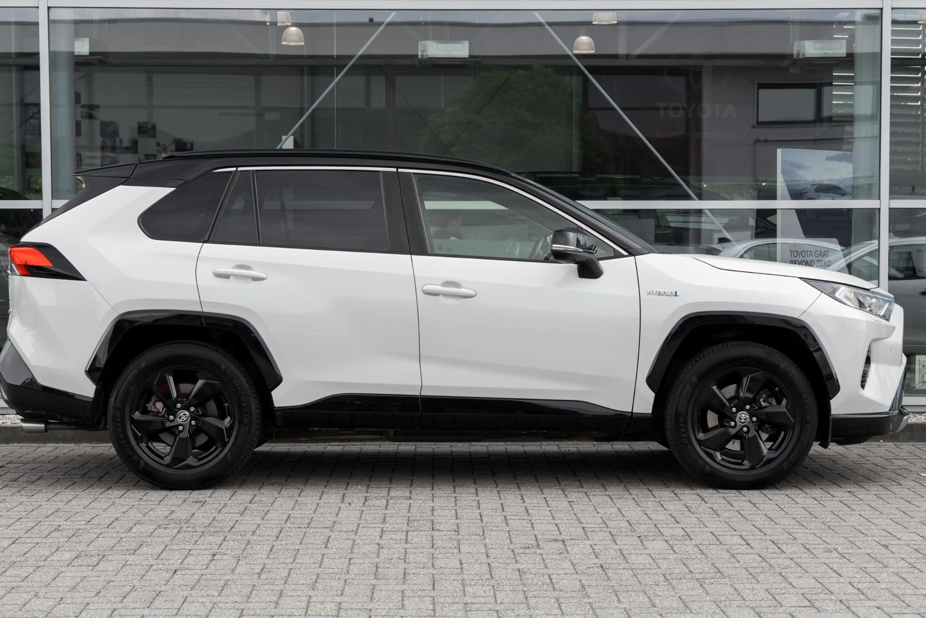 Toyota RAV 4 2.5 Hybrid AWD Bi-Tone JBL|360|Trekhaak — photo 3