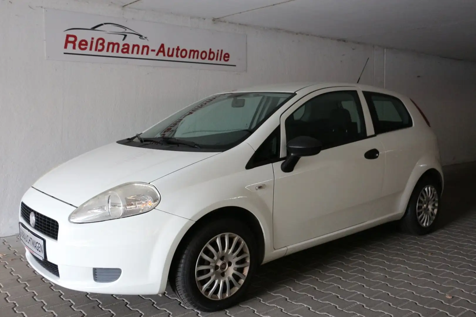 Fiat Grande Punto 1.2 8V Basis, Klima, HU neu!!! Weiß - 1