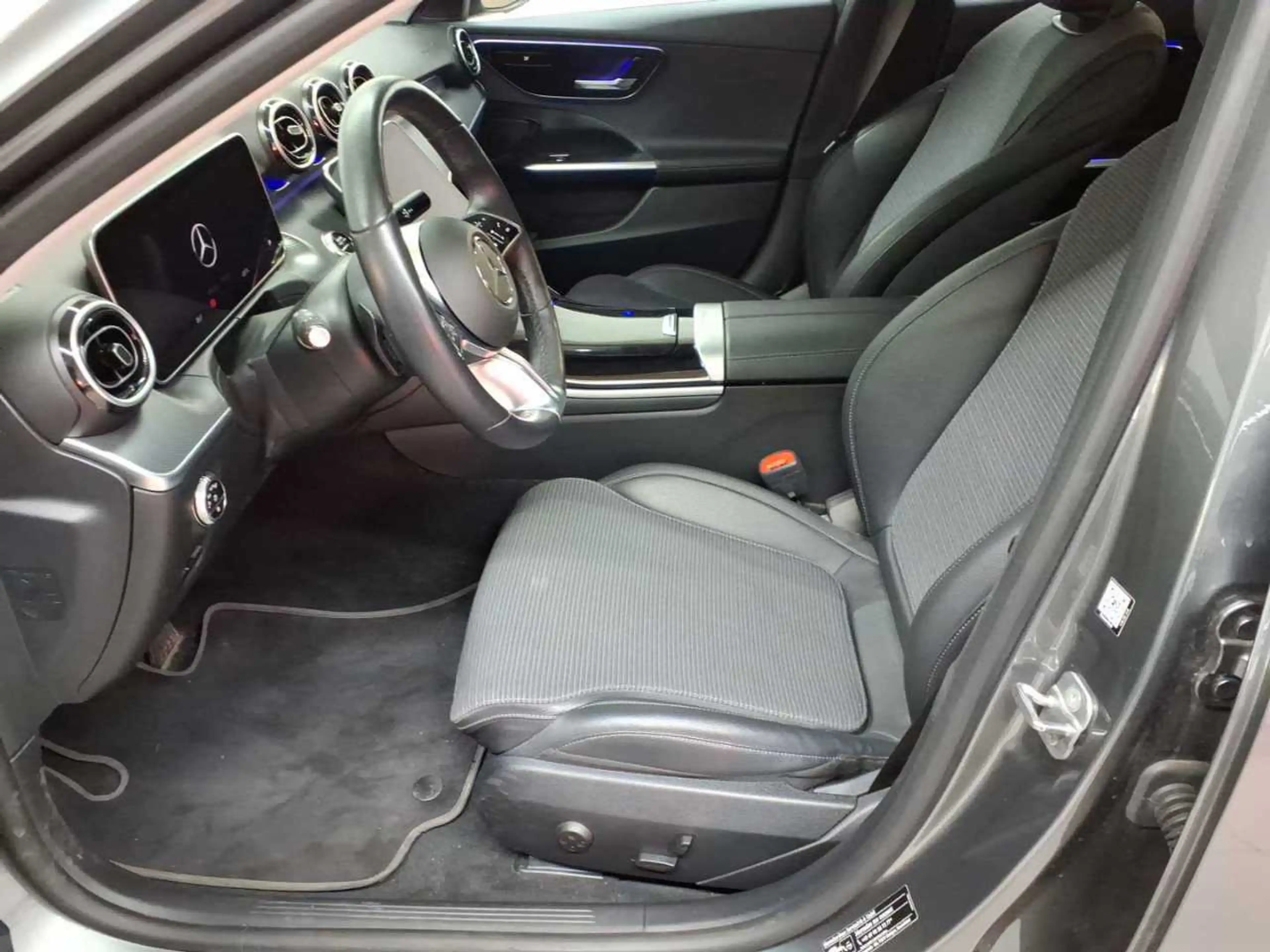 Mercedes-Benz C 300 C 300 e 9G-Ava AssiP BusiP KomfP PANO — photo 7