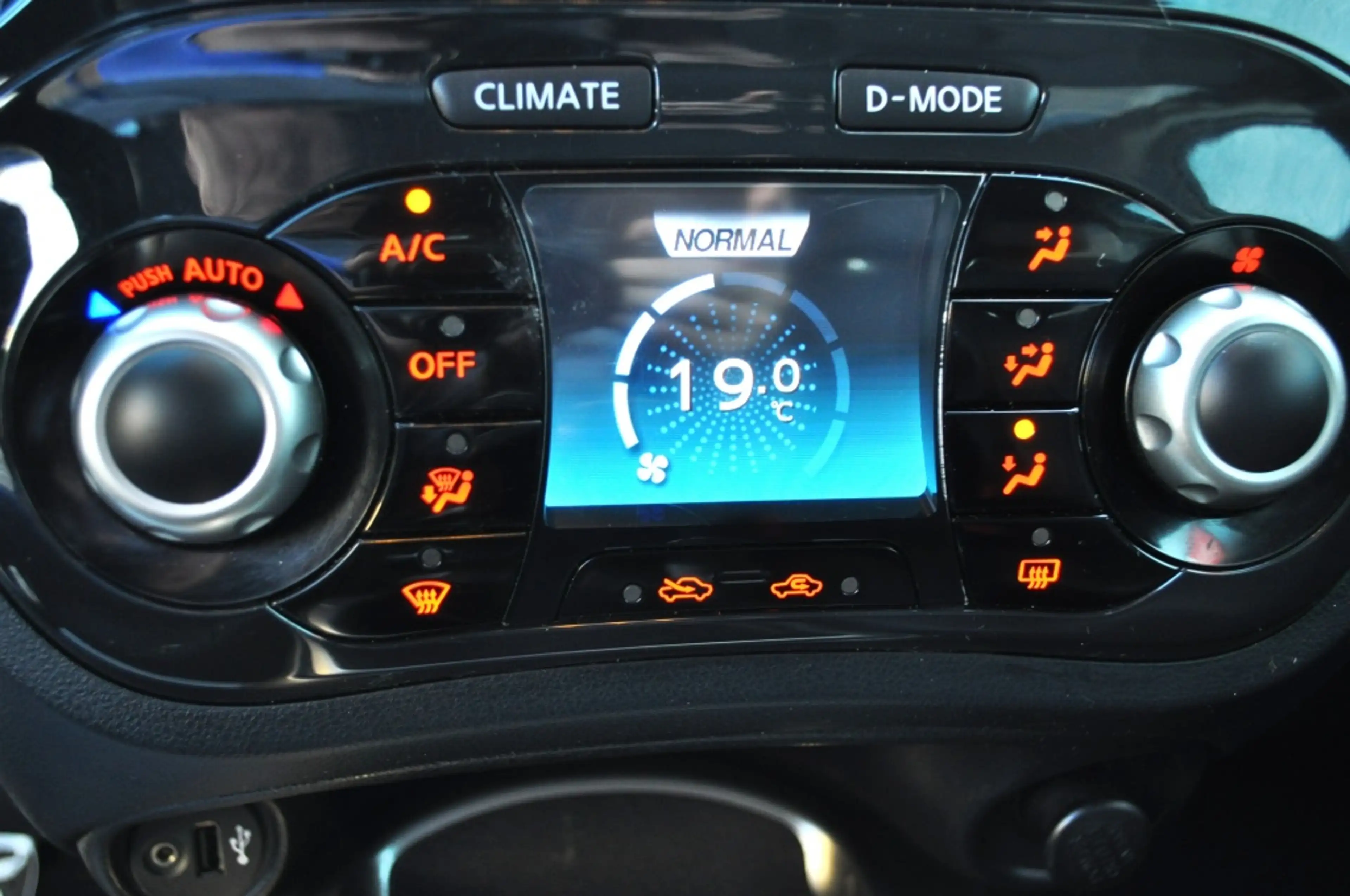 Nissan Juke 1.6 DIG-T Tekna leer navi camera — photo 14