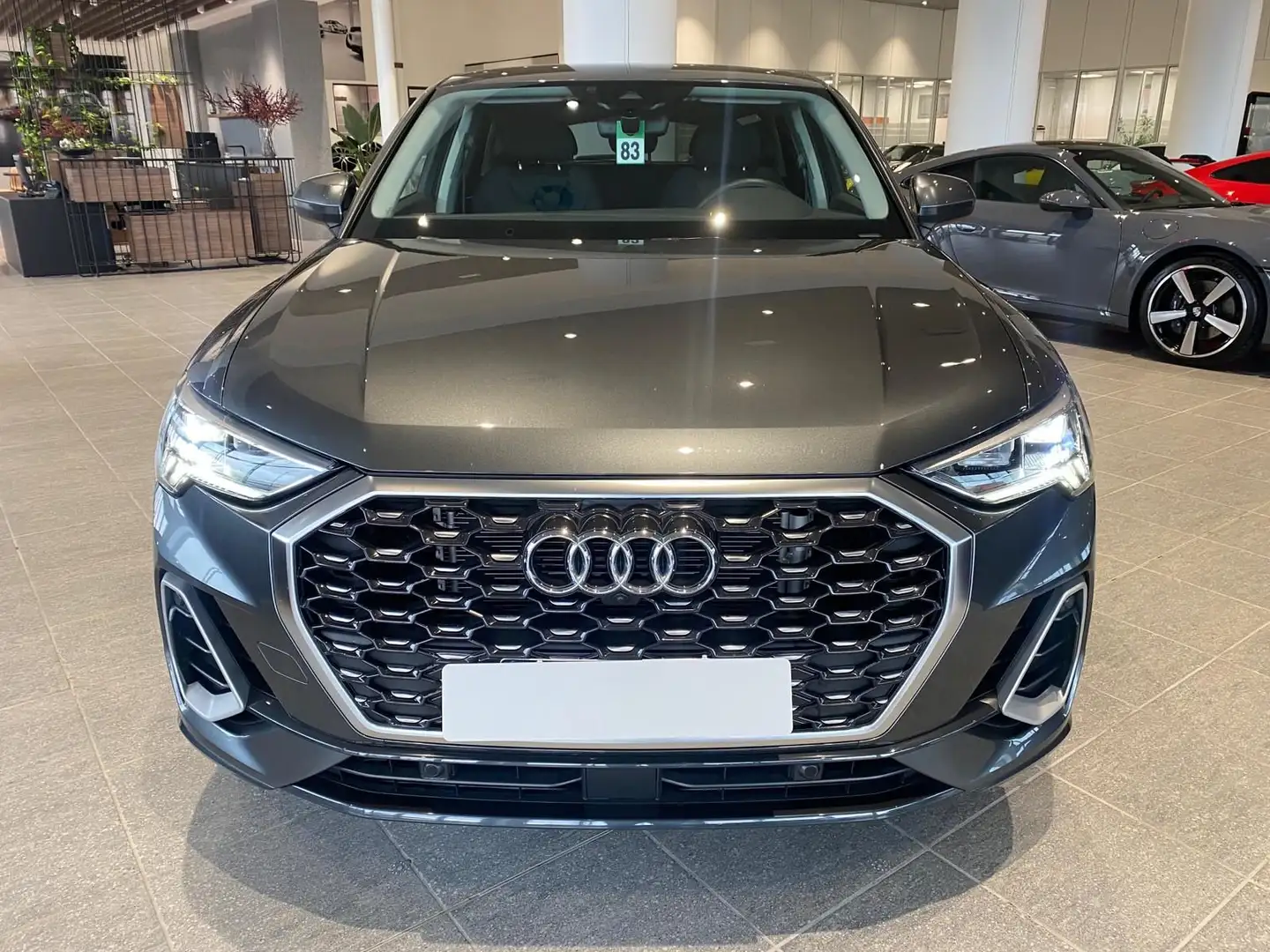 Audi Q3 Q3 35 TFSI S tronic S Line Gris - 2