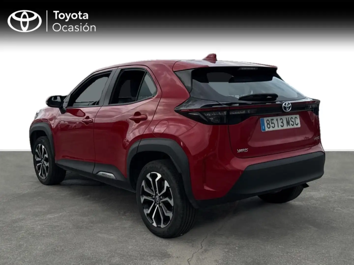 Toyota Yaris Cross 120H Active Tech Rojo - 2