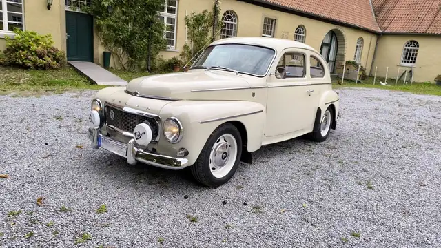 Volvo 544 Buckelvolvo Top H-Kennzeichen