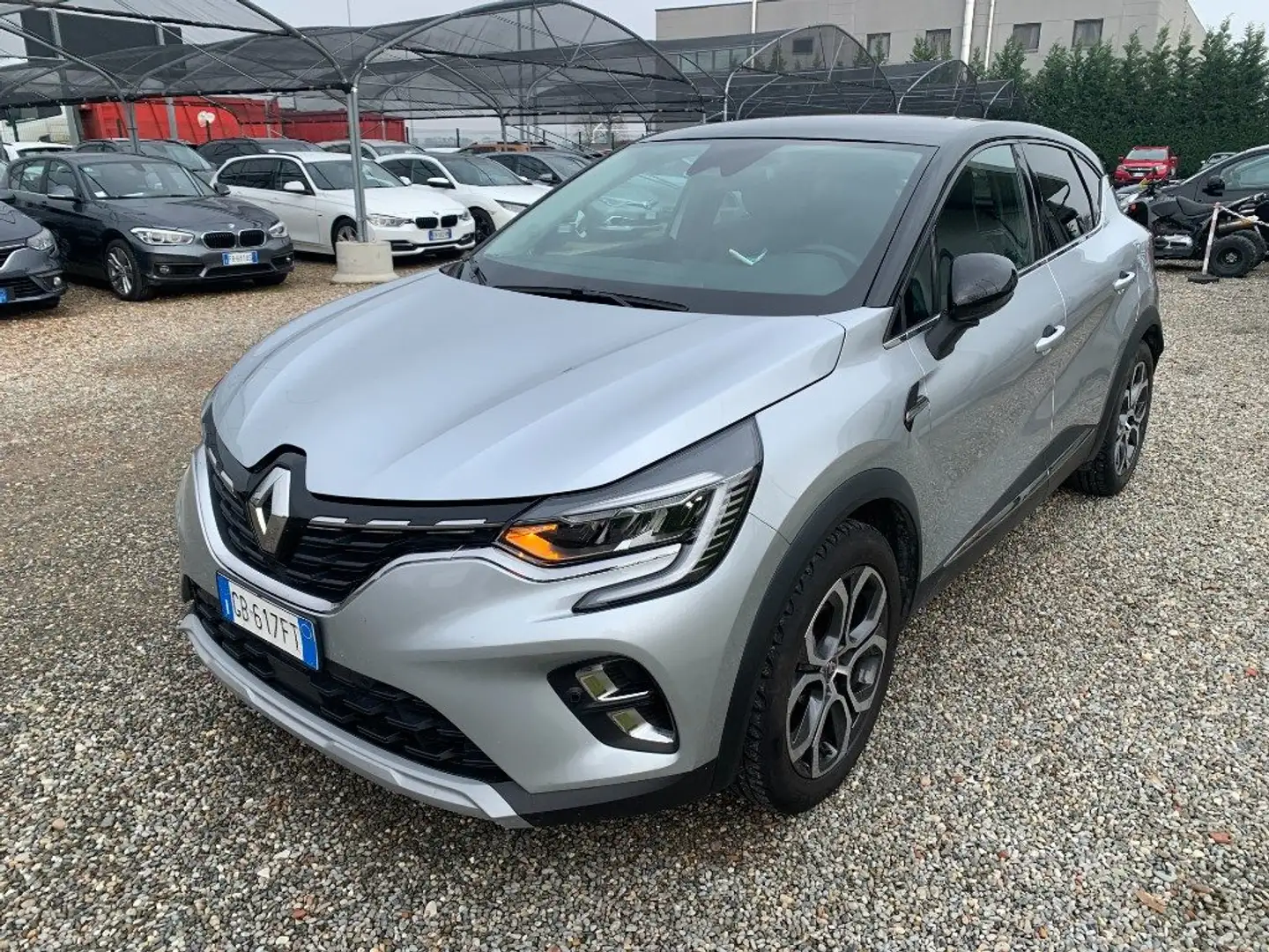 Renault Captur TCe 100 CV GPL Intens Argento - 1