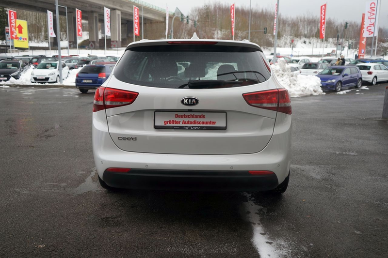 Kia Ceed SW / cee'd SW Ceed SW 1.6 GDI AUTOMATIK NAVI KAMERA KLIMAAUT. — photo 5