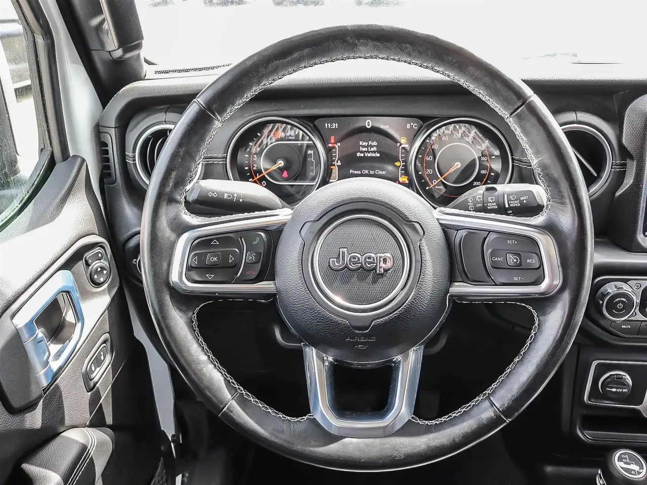 Jeep Wrangler снимка Jeep Wrangler