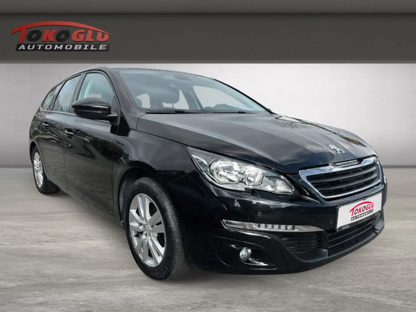 Peugeot 308 SW Active 1.2 e-THP PureTech 130EXPORTFAHRZEUG SHZ Schwarz - 1