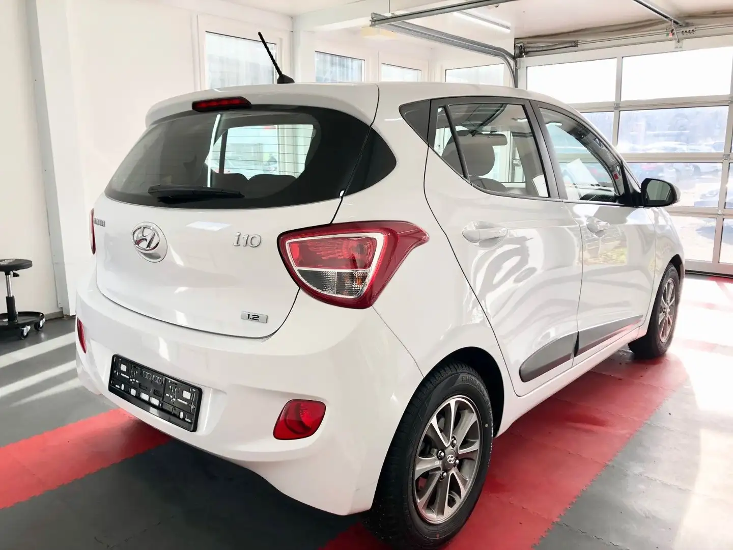 Hyundai i10 Style Automatik Blanc - 2