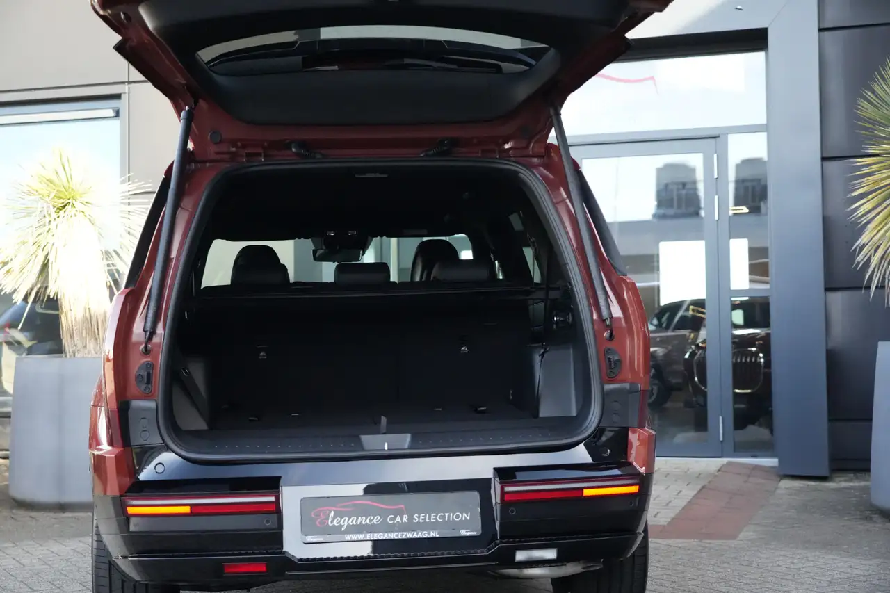 Hyundai SANTA FE 1.6 T-GDI PHEV Black Line 4WD 7p. 252pk Navigatie/ 42