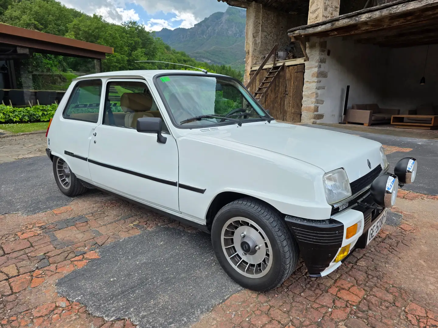 Renault R 5 Alpine Copa Turbo Білий - 1