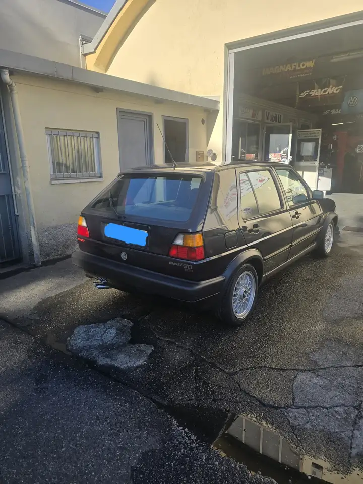 Volkswagen Golf GTI 5p 1.8 G60, foto 2