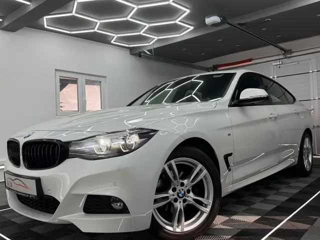 BMW 320 320d xDrive GT M-SPORT/PANO/LEDER/HUD/AHK/AD LED