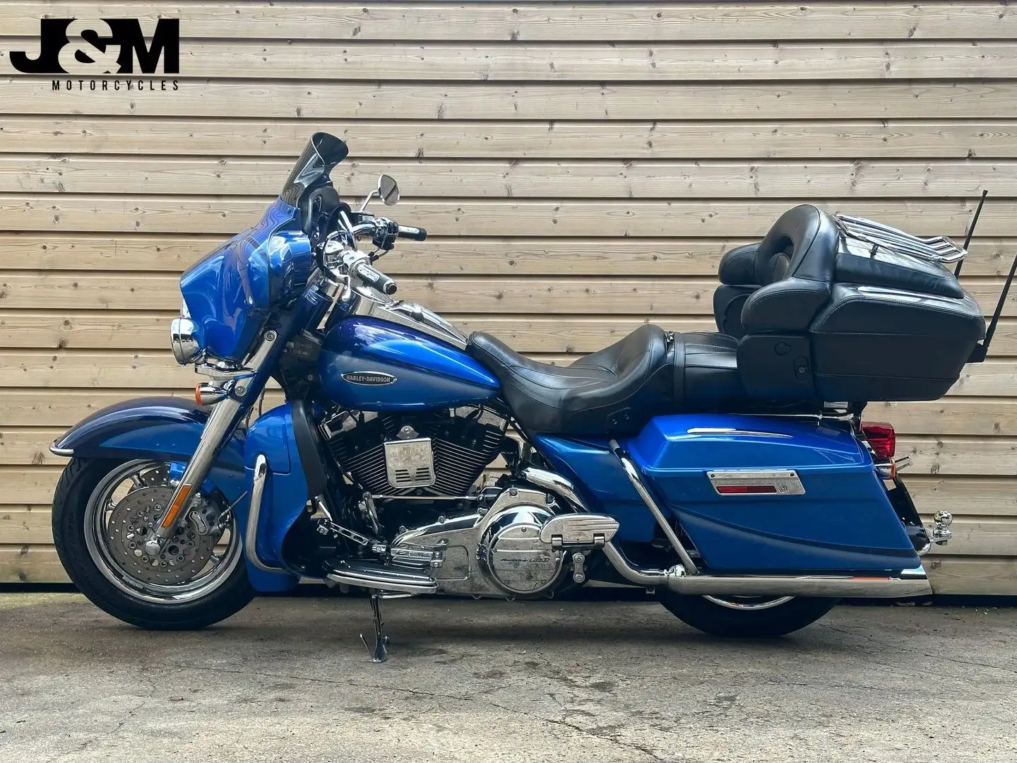 Harley-Davidson Electra Glide ULTRA SCREAMIN EAGLE CVO FLHTCUSE Blauw - 2