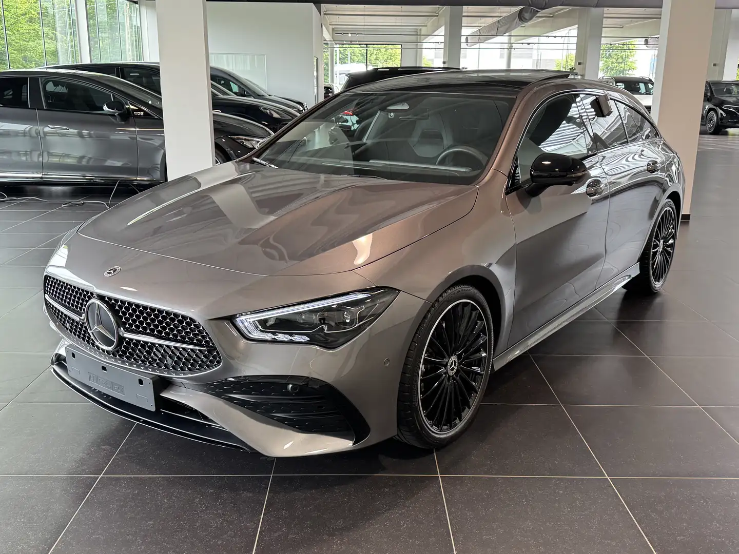 Mercedes-Benz CLA 200 SB Amg Night Pack, Panorama, Multibeam Led, 19 Inc - 1