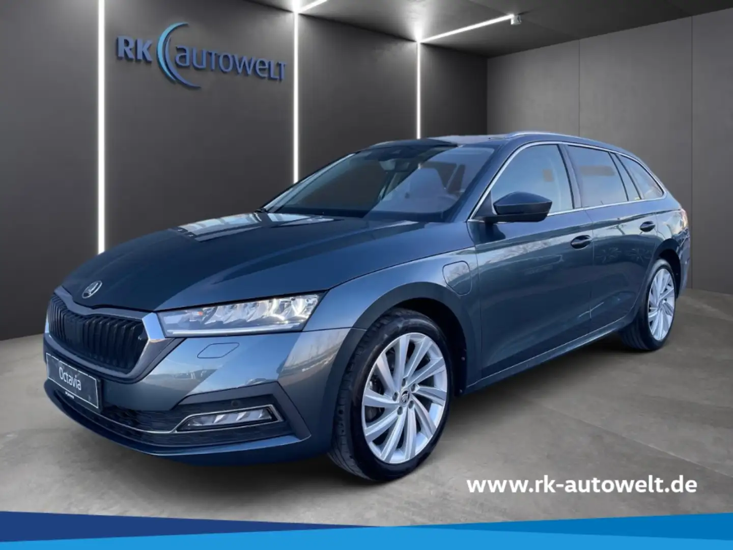 Skoda Octavia Combi Style iV 1.4 TSI EU6d Panod. Navi pACC DCC Grau - 1
