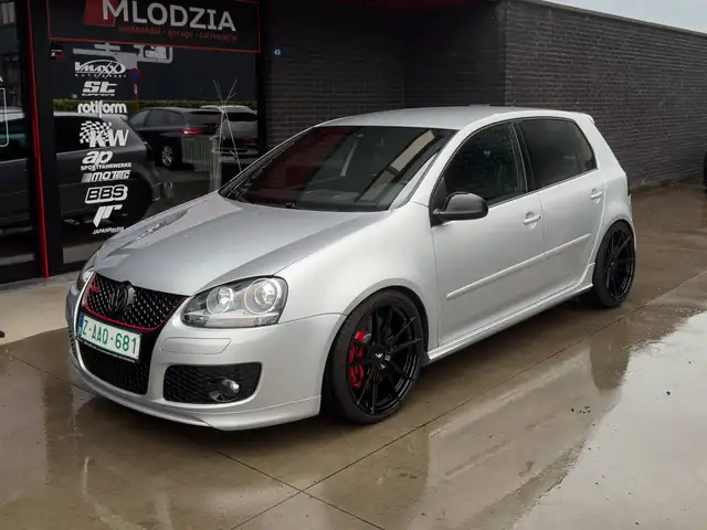 Volkswagen Golf GTI EDITIE 30 TUNED / ST schroefset / 19" JR21 / 330PK