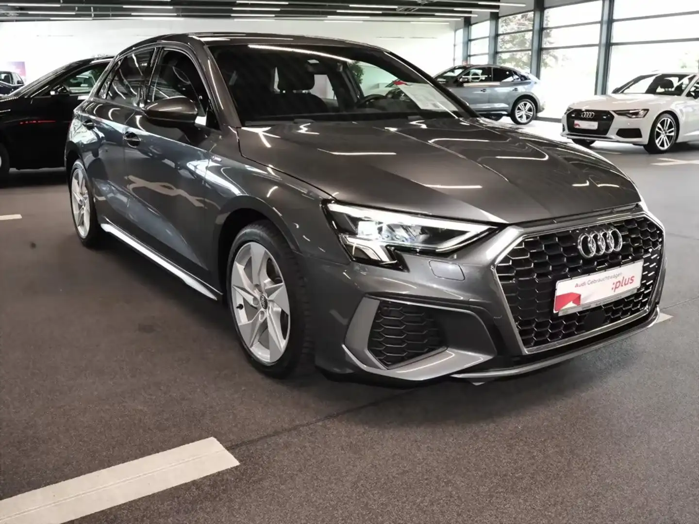 Audi A3 A3 Sportback 35tdi 150cv s tronic s line Grigio - 2