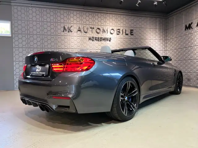 BMW M4 view 11