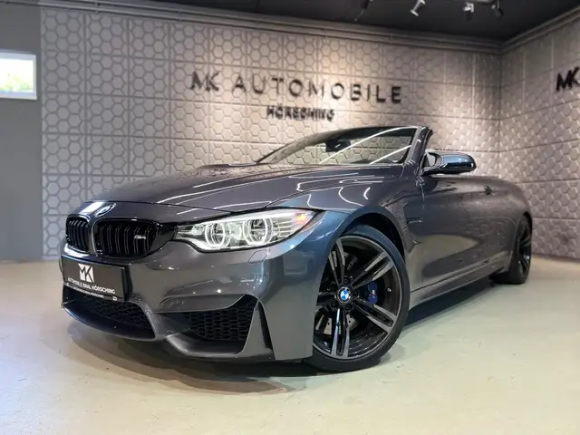BMW M4 view 2