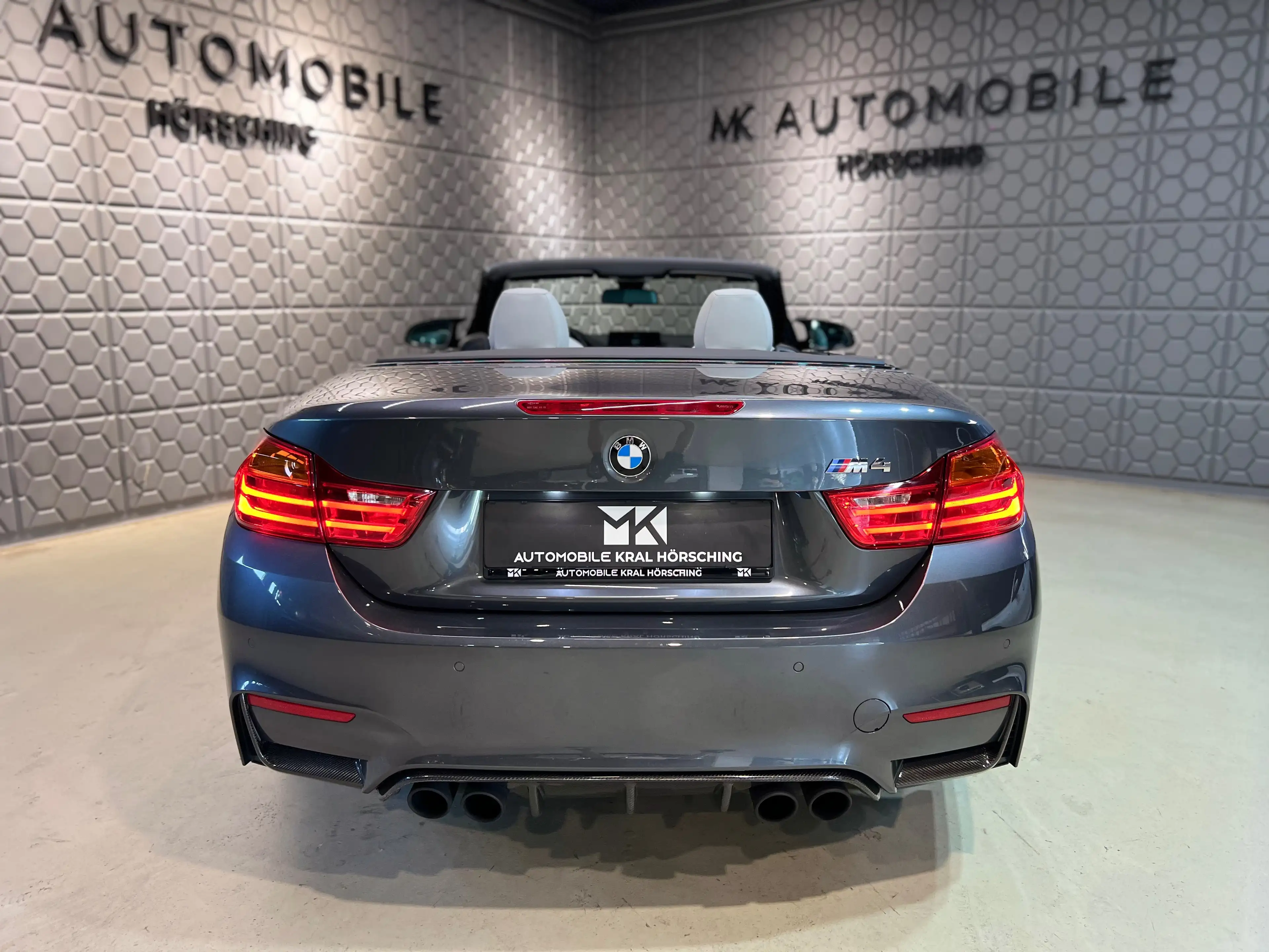 BMW M4 Cabrio M-DKG Aut.(F83)* — photo 12