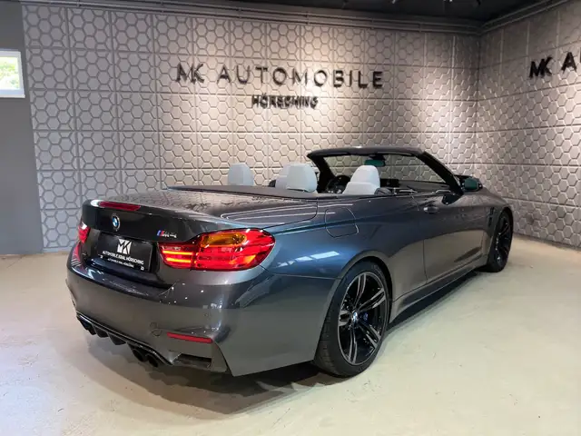 BMW M4 view 10