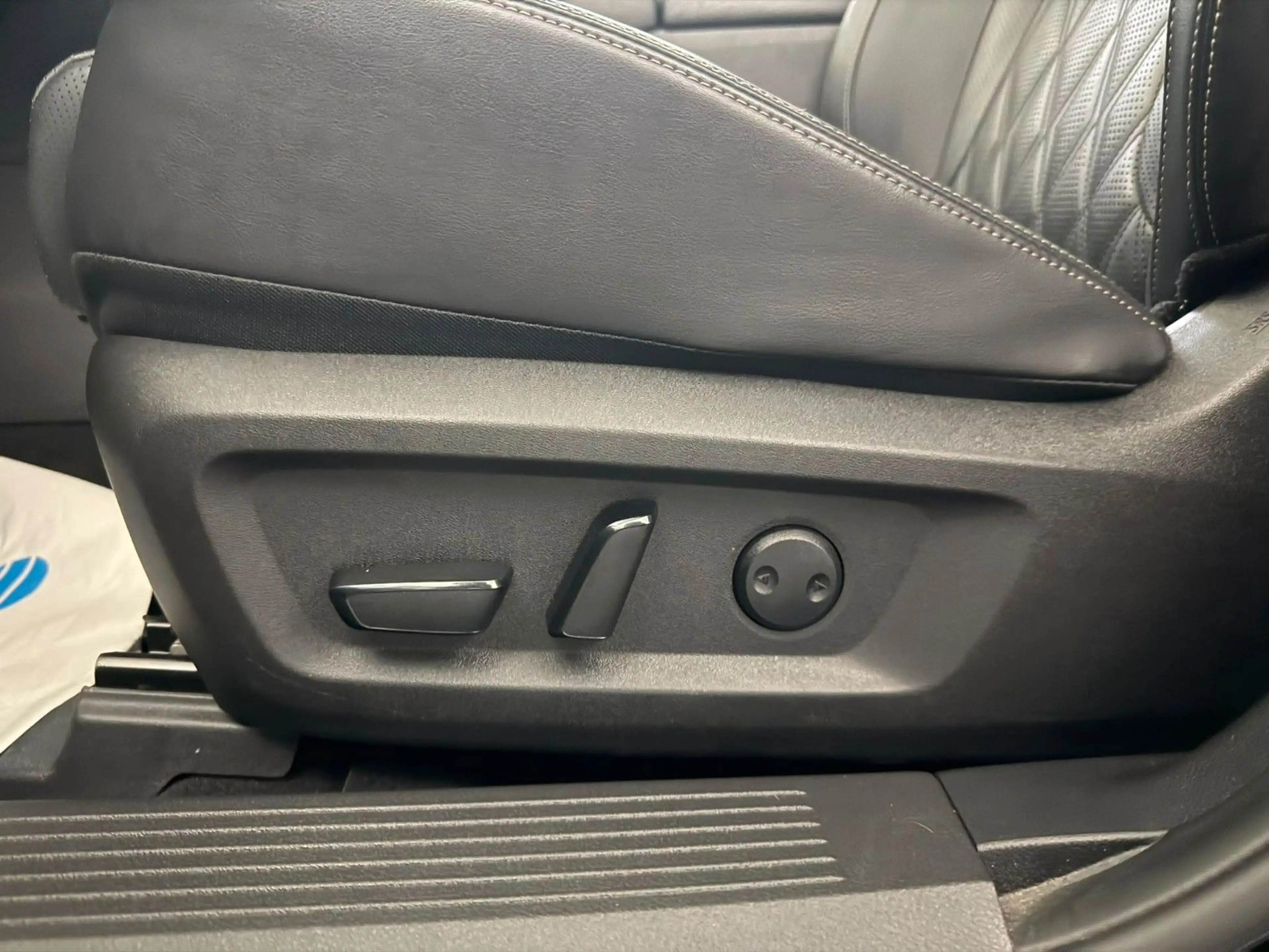 Nissan X-Trail e-Power e-4orce Tekna+*PANO*ACC*7-SITZE — photo 14