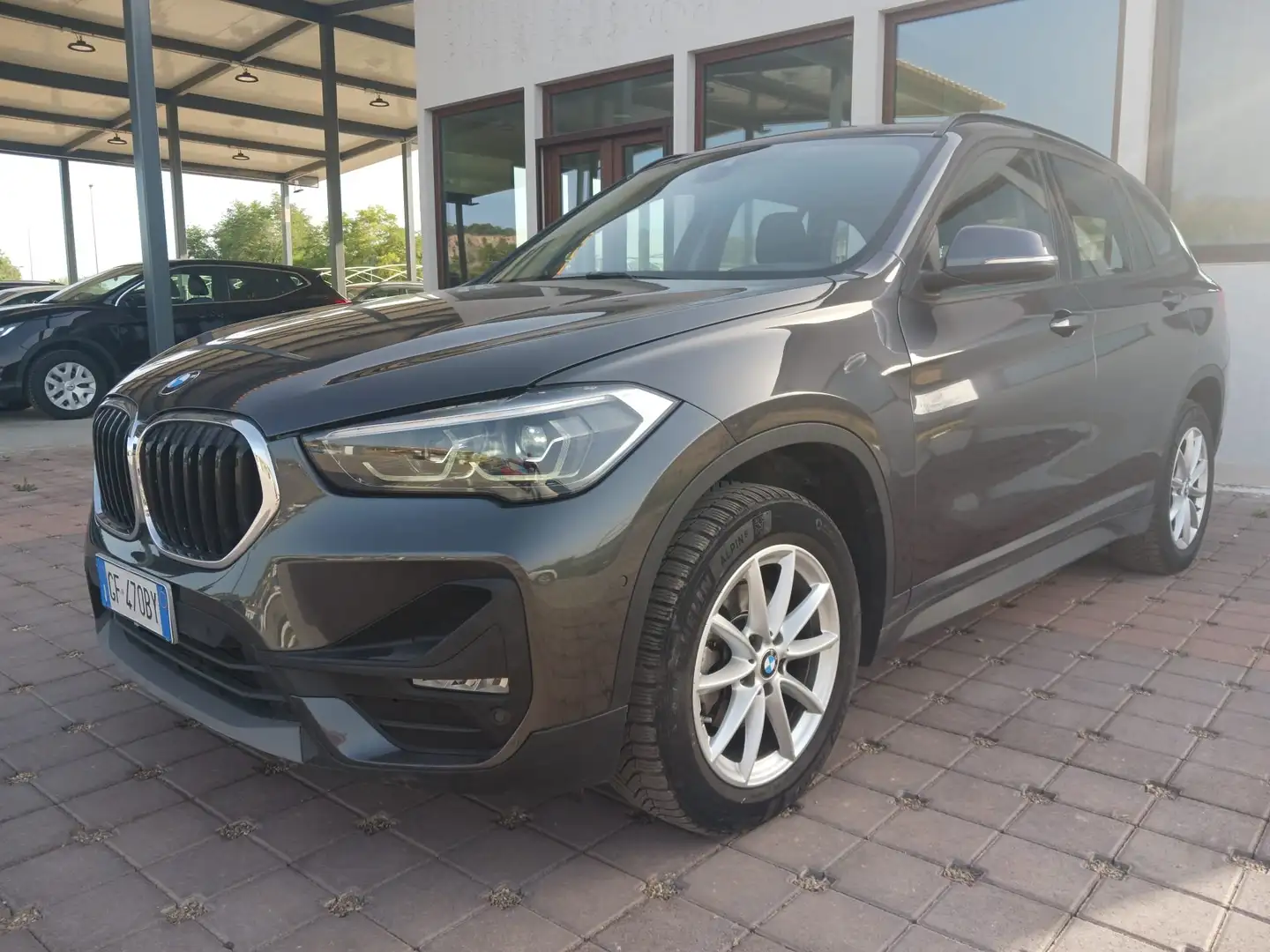 BMW X1 X1 F48 sdrive16d Business Advantage auto Grigio - 1