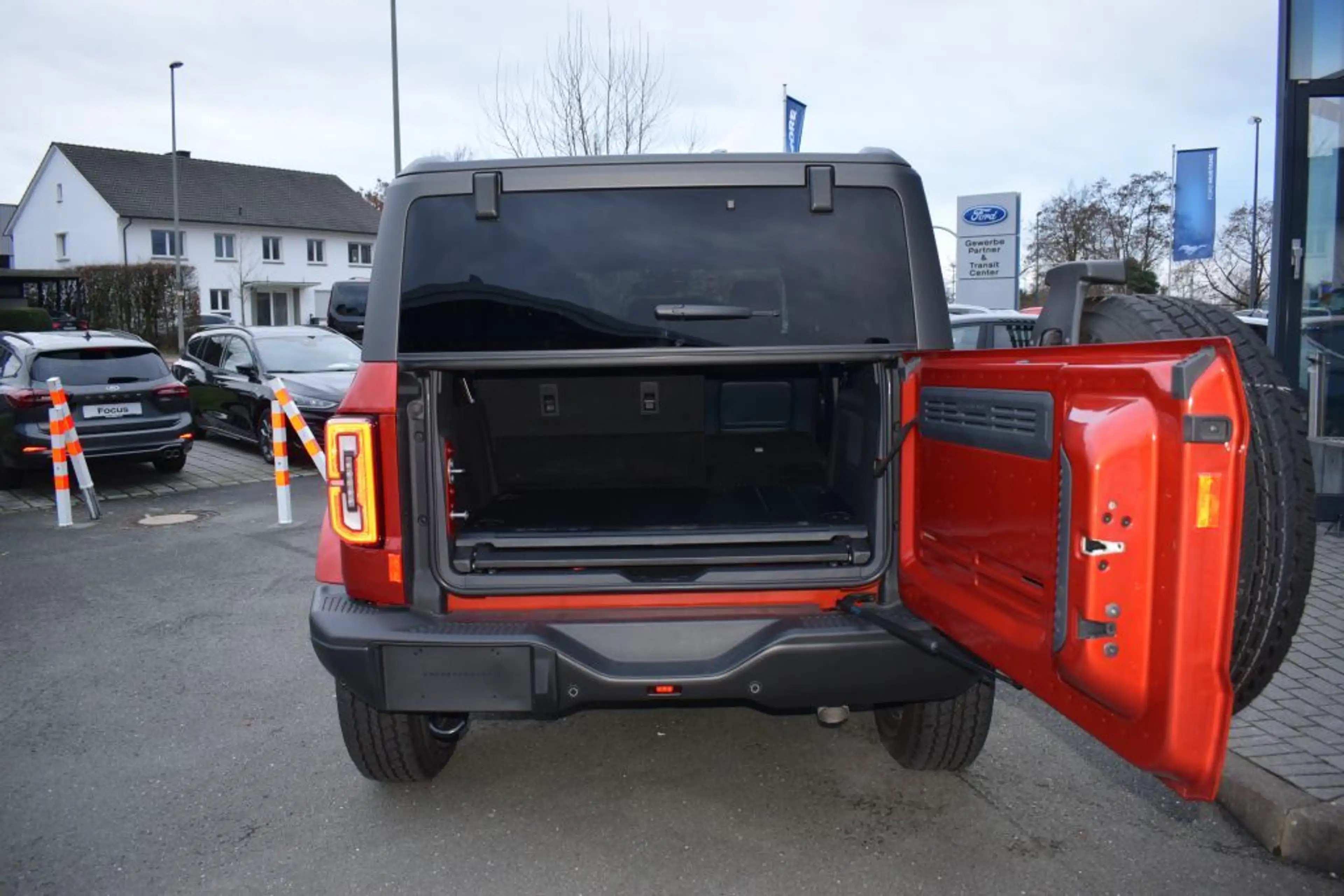 Ford Bronco 2.7 EcoBoost V6 Outer Banks — photo 6