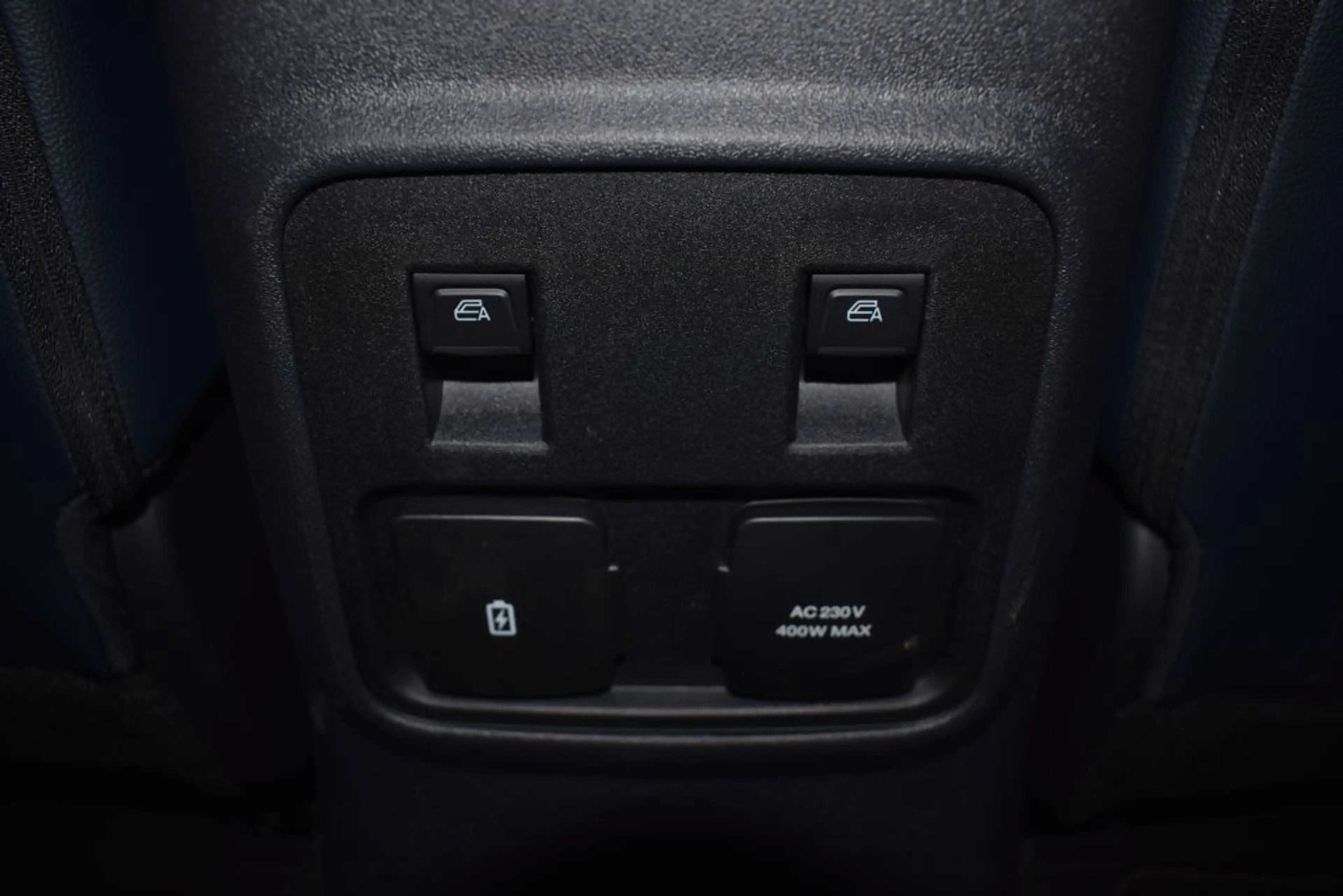 Ford Bronco 2.7 EcoBoost V6 Outer Banks — photo 12
