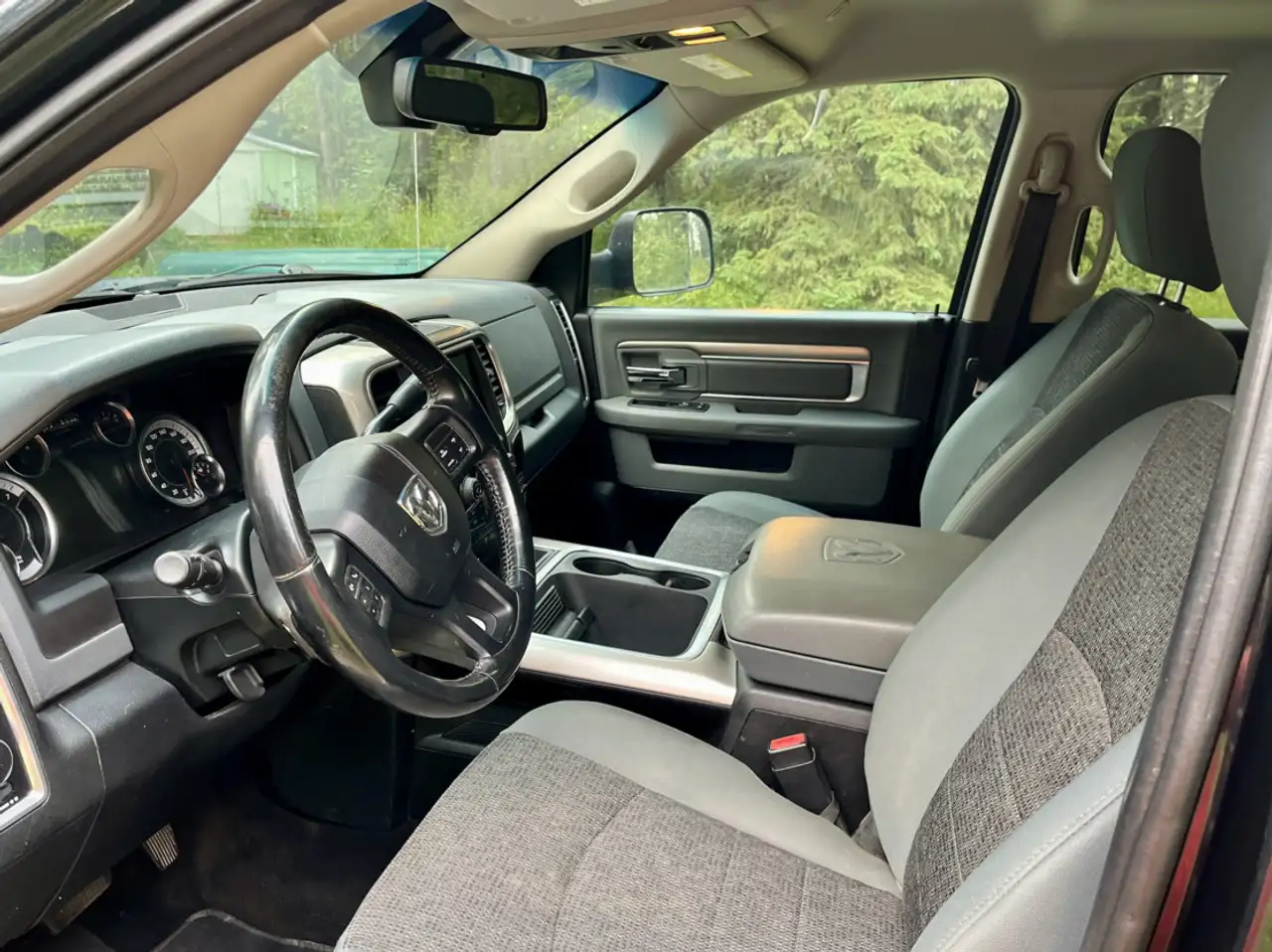 RAM 2500 снимка RAM 2500